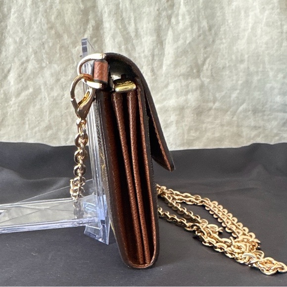 Louis Vuitton Sarah Monogram Wallet Comes With COA - Picture 5 of 16